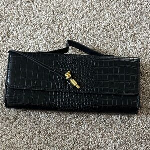 Elegant Black Crocodile-Embossed Clutch
